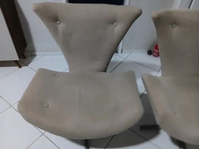 Duas poltronas giratória.  - Foto 5