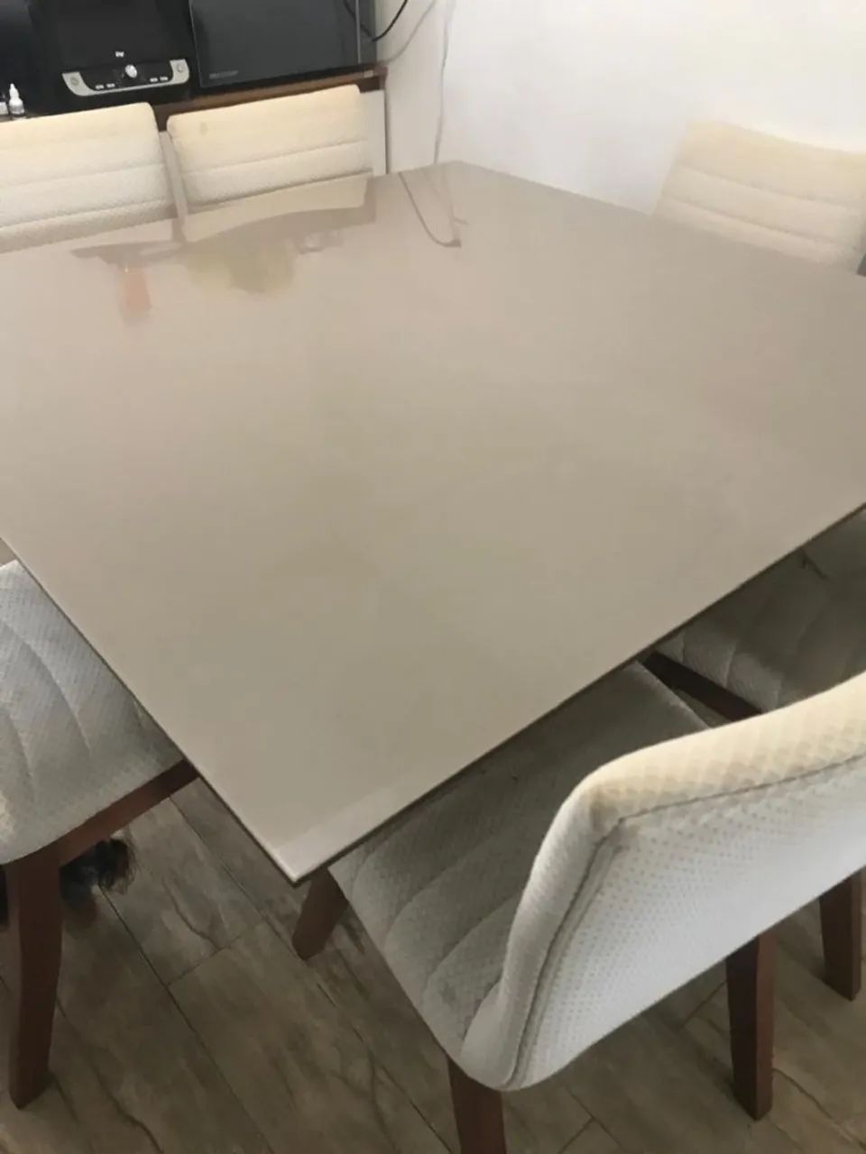 Mesa de 6 lugares com as cadeiras em linho  - Foto 2