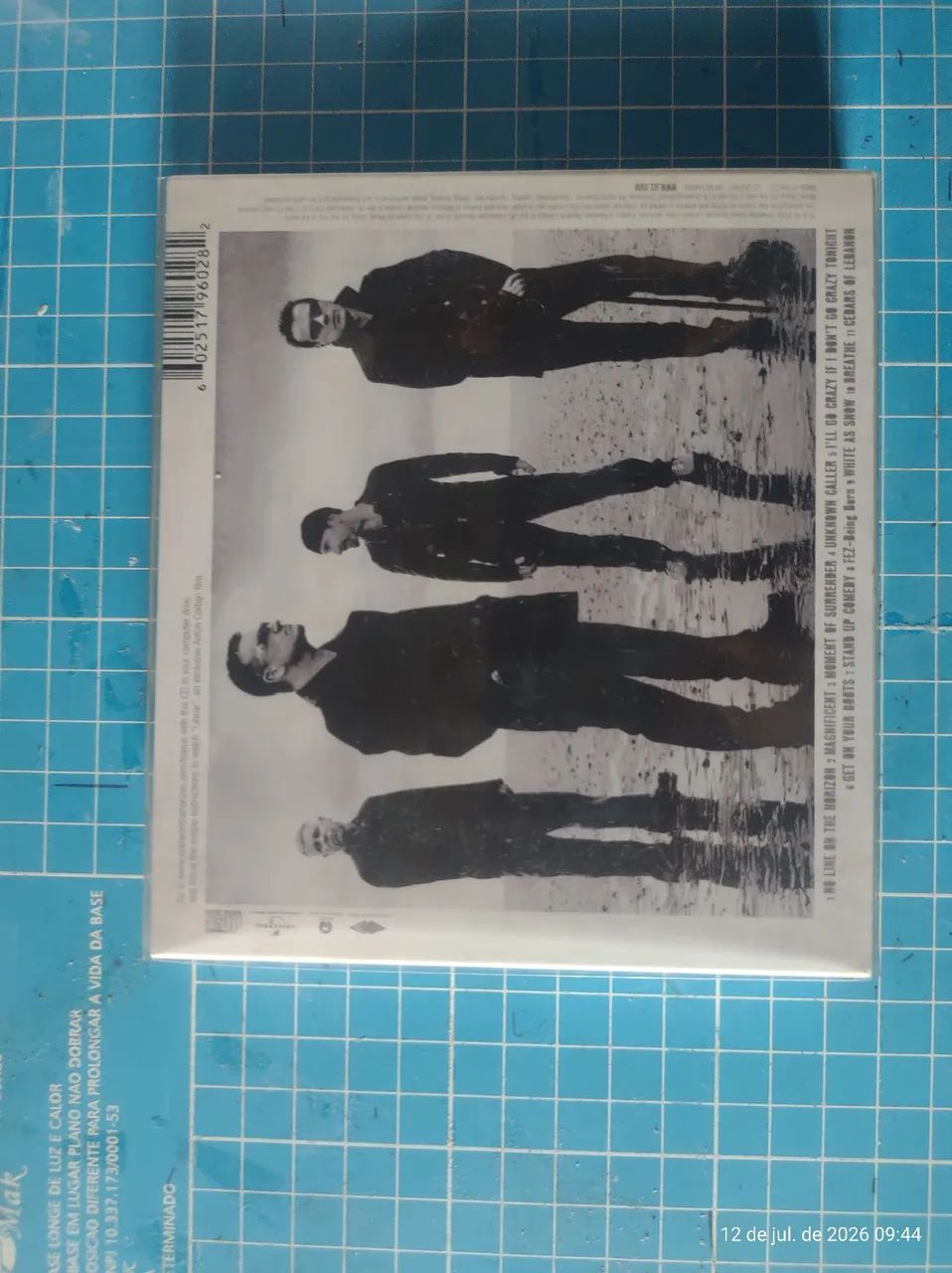 U2 (No Line on the Horizon) 
