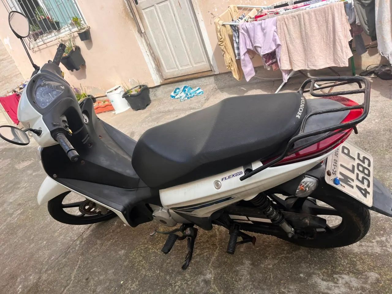 Honda biz em ótimo estado  - Foto 5