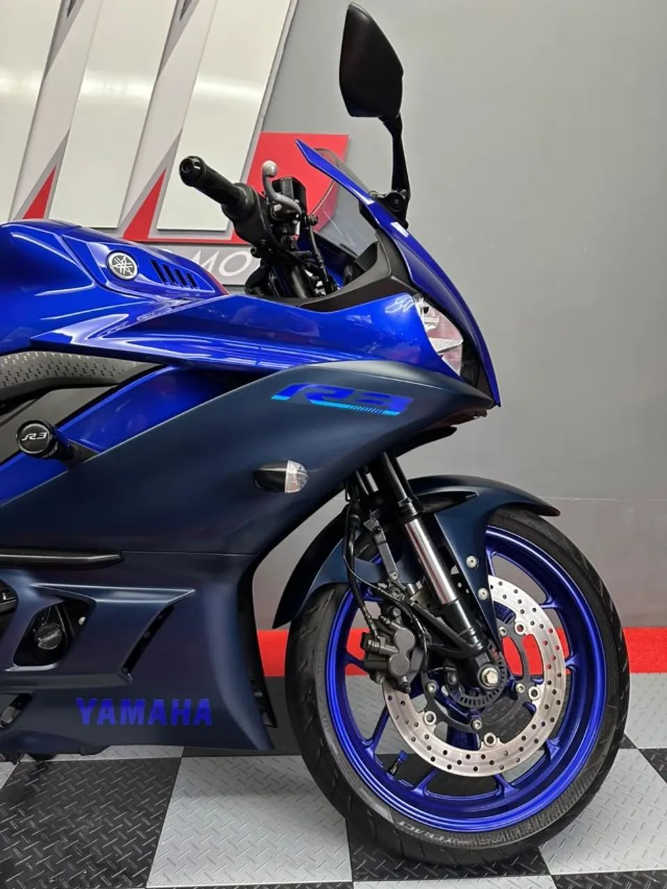 YAMAHA R3 | 2023 - Foto 4
