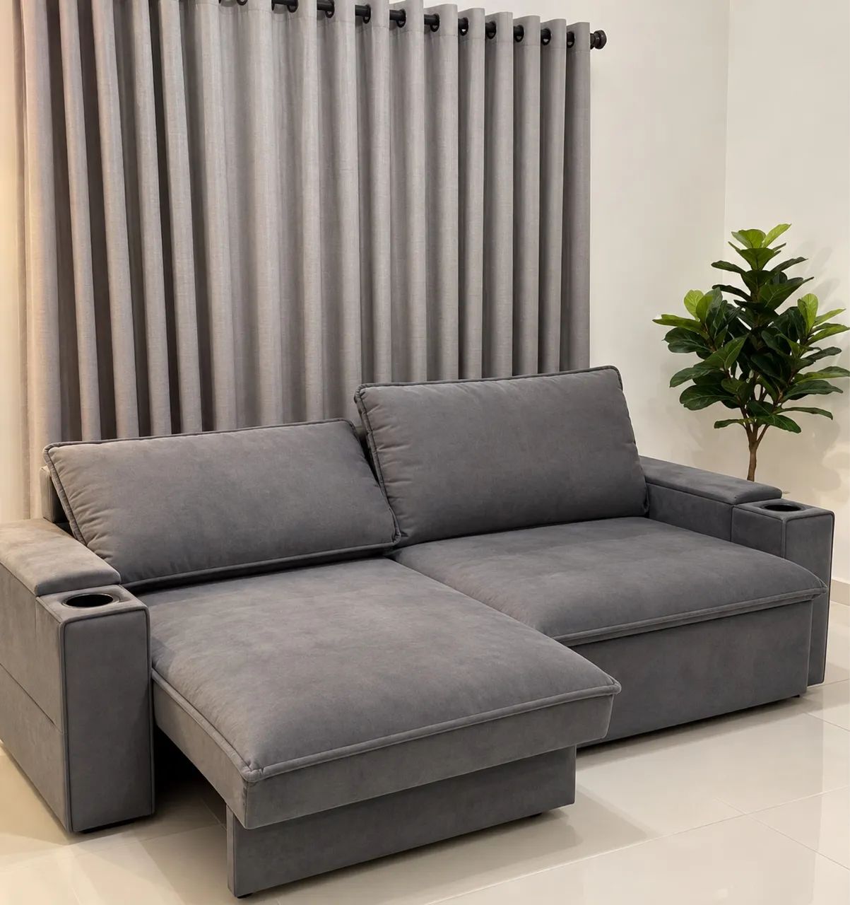 Sofá Retrátil e Reclinável 2 Lugares (Espaço para 4 Pessoas) - 2m