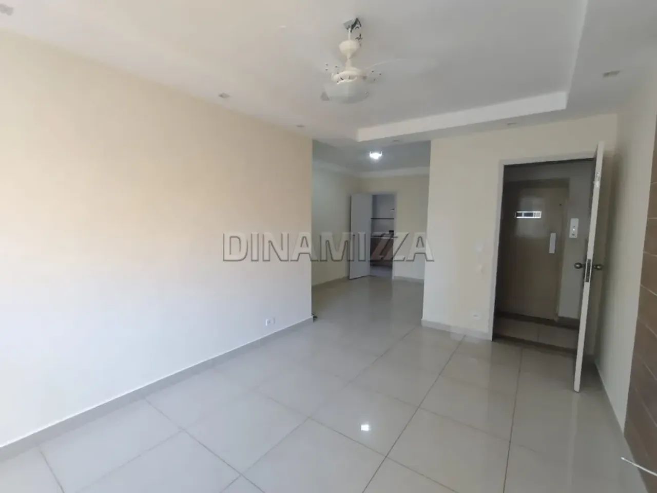 Apartamento em excelente localização - Foto 2