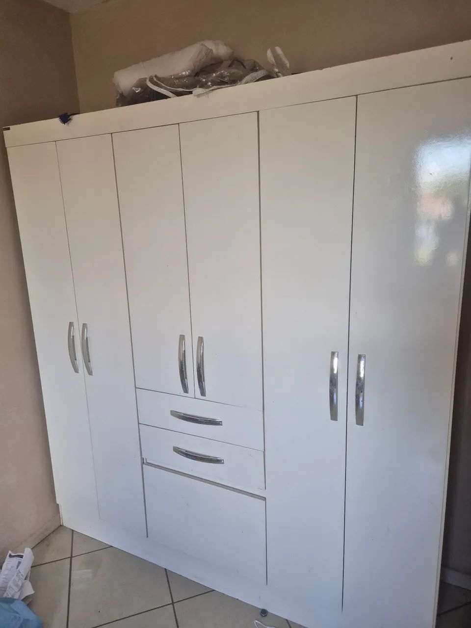 Guarda roupa de casal 