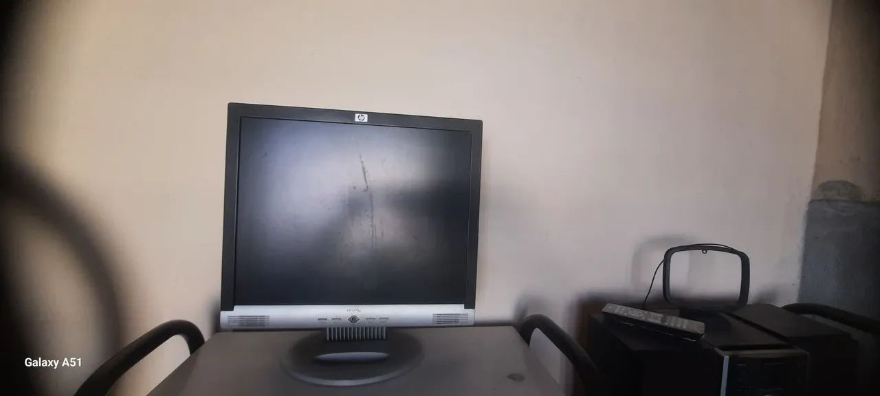 Monitor HP17 polegadas
