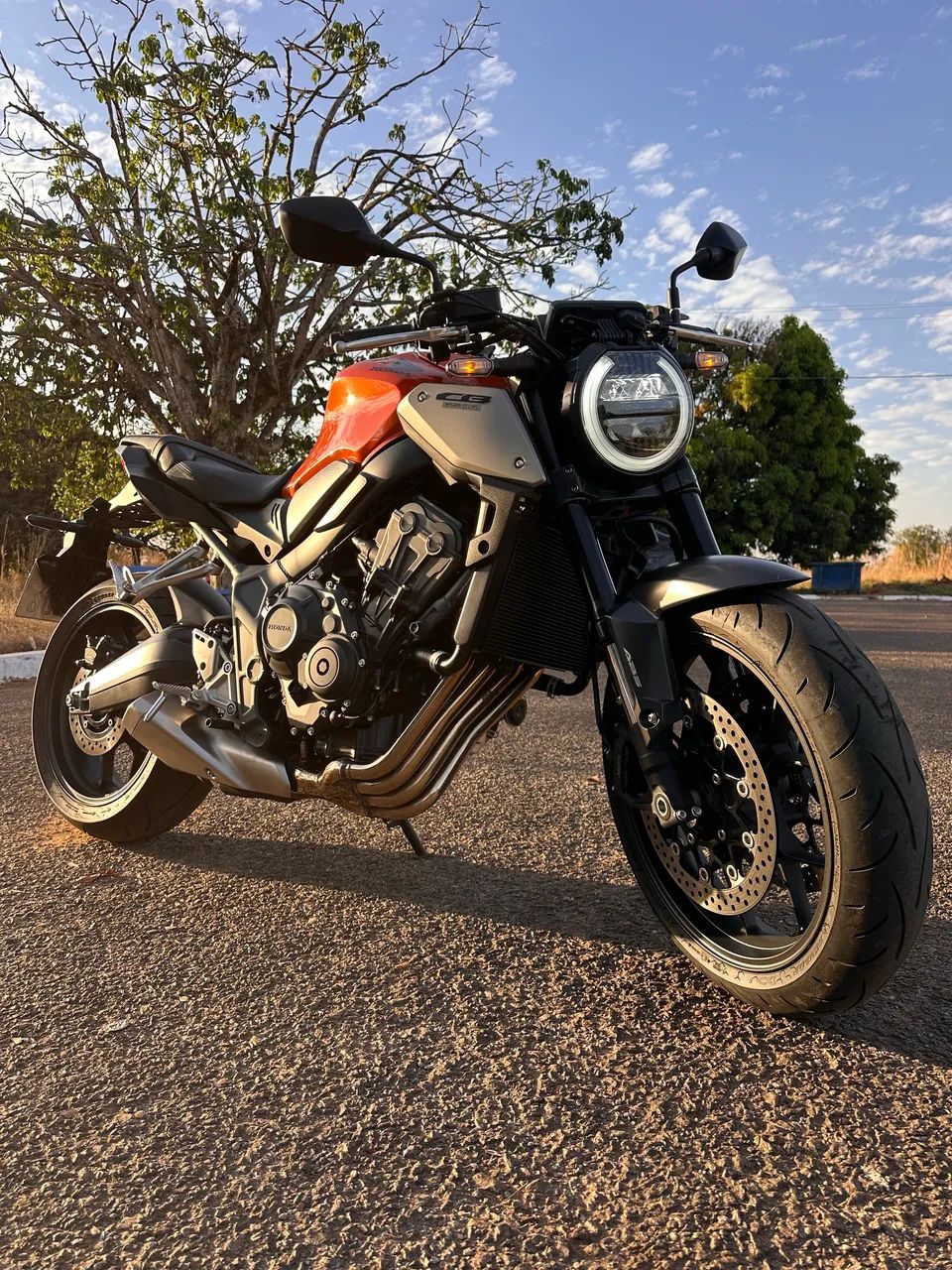 CB650r 2024  - Foto 5