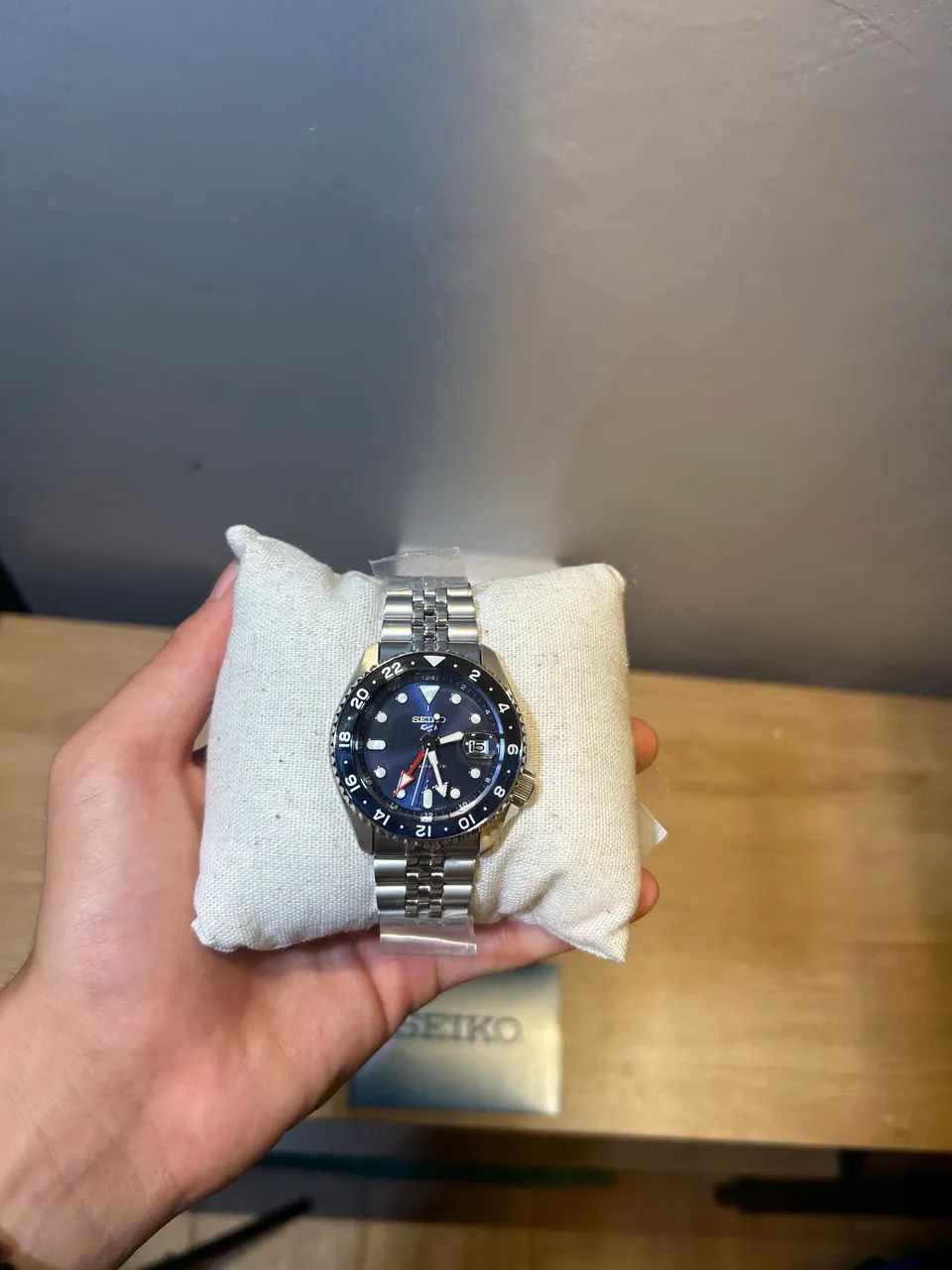 Seiko GMT Batman  - Foto 2