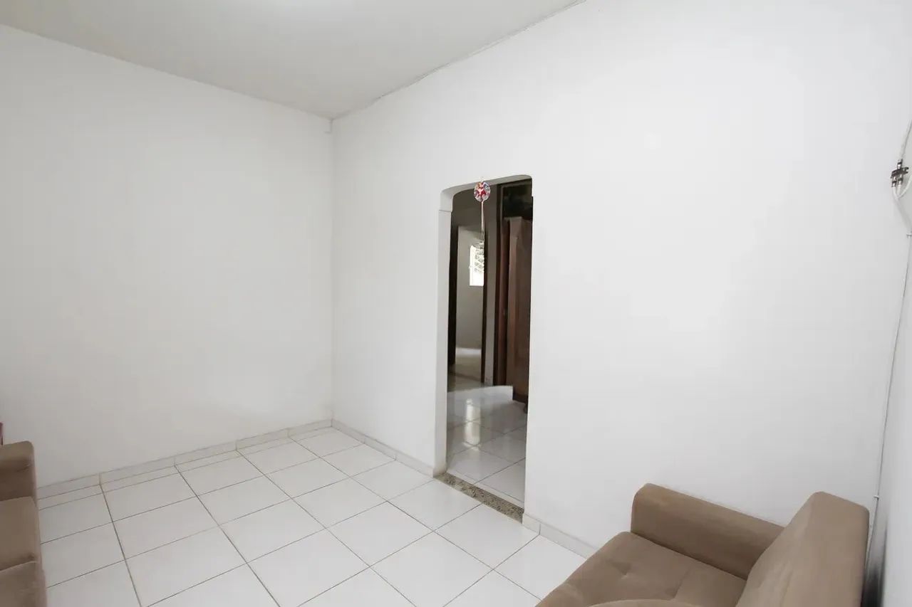 Casa à Venda - João Pinheiro, 4 Quartos, 150 m2