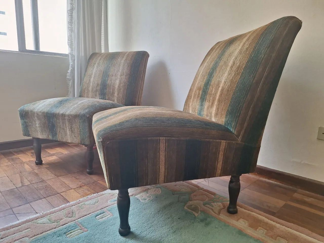 Vendo Conj. Poltronas Veludo (retrô)