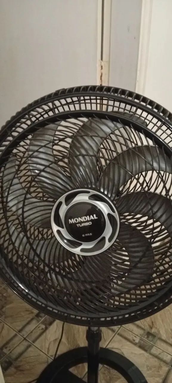Ventilador de pé 