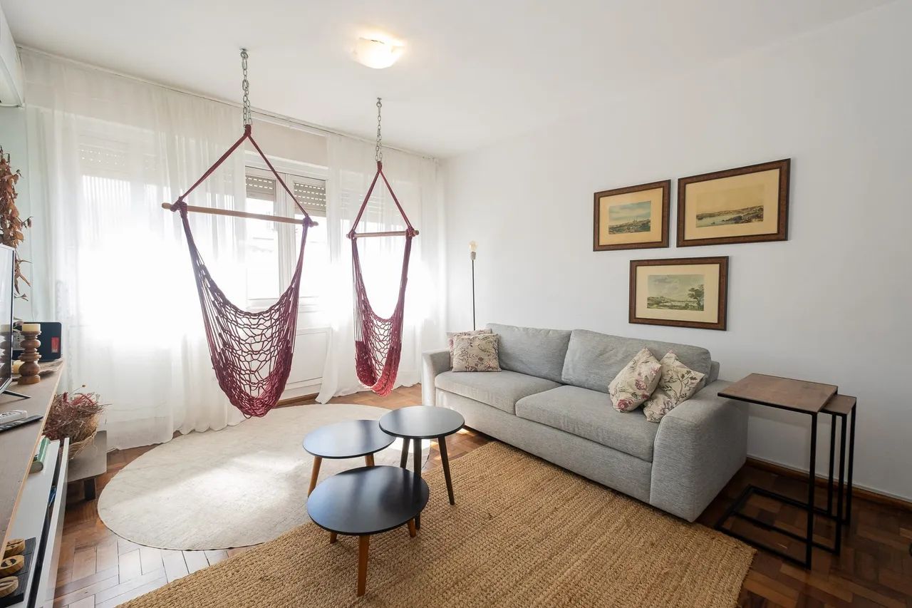 Apartamento Mobiliado para Locação com 3 Dormitórios, Dependência Completa de Serviço e 1  - Foto 2