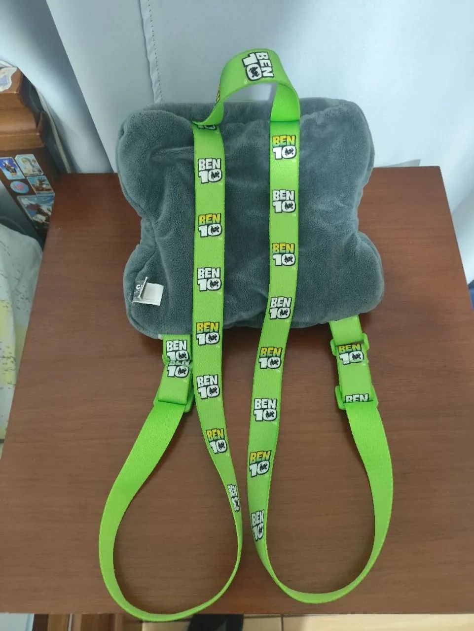 Mochila de pano ben 10 formato omnitrix carton network  - Foto 3