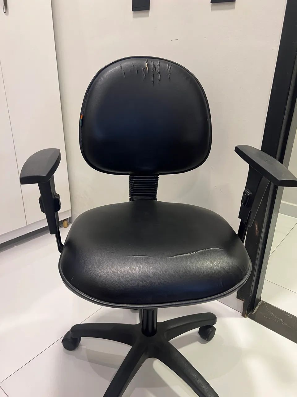 Vende cadeira de escritório  - Foto 2