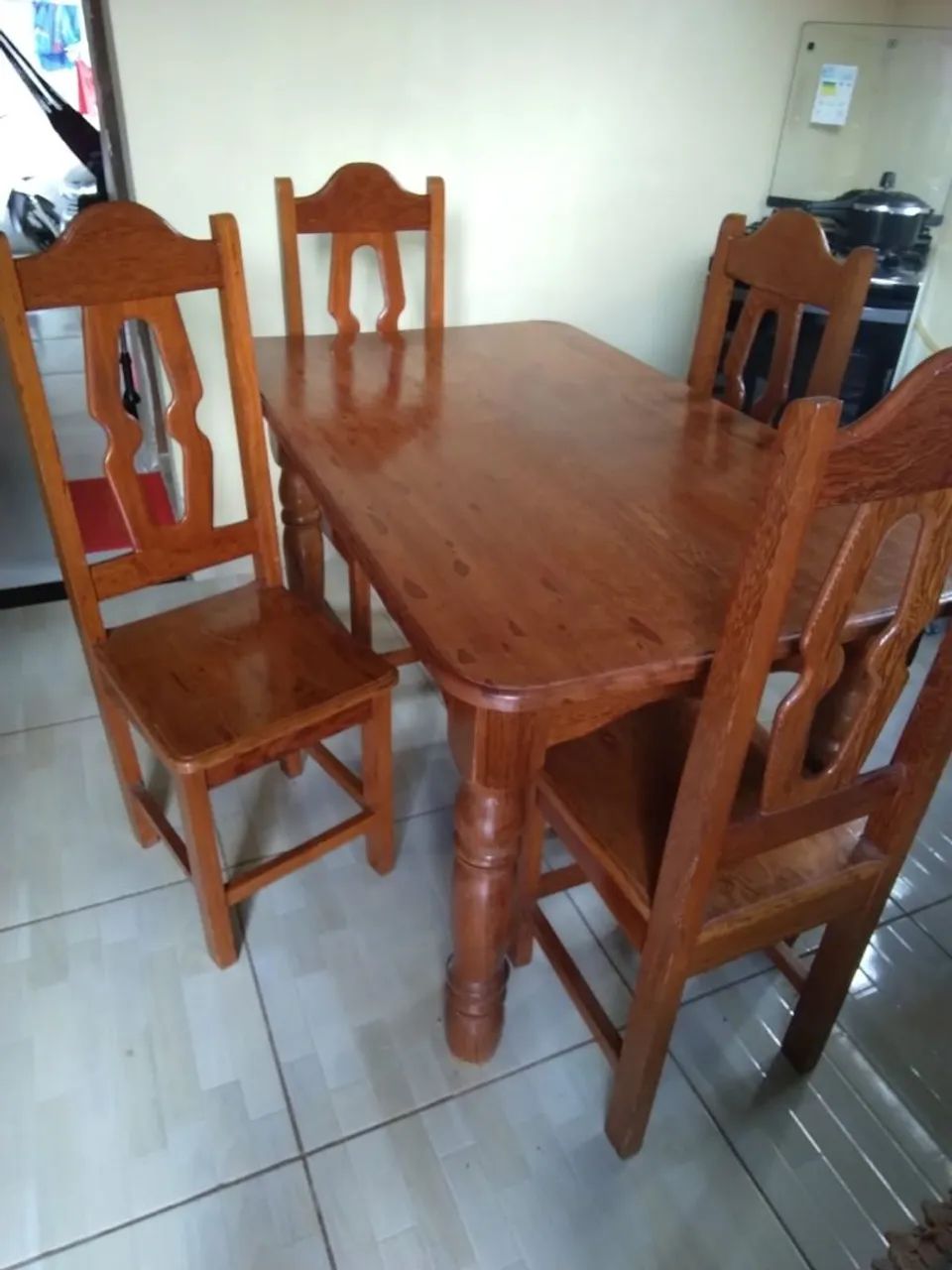 Vendo jogo de mesa de anjelim  - Foto 5