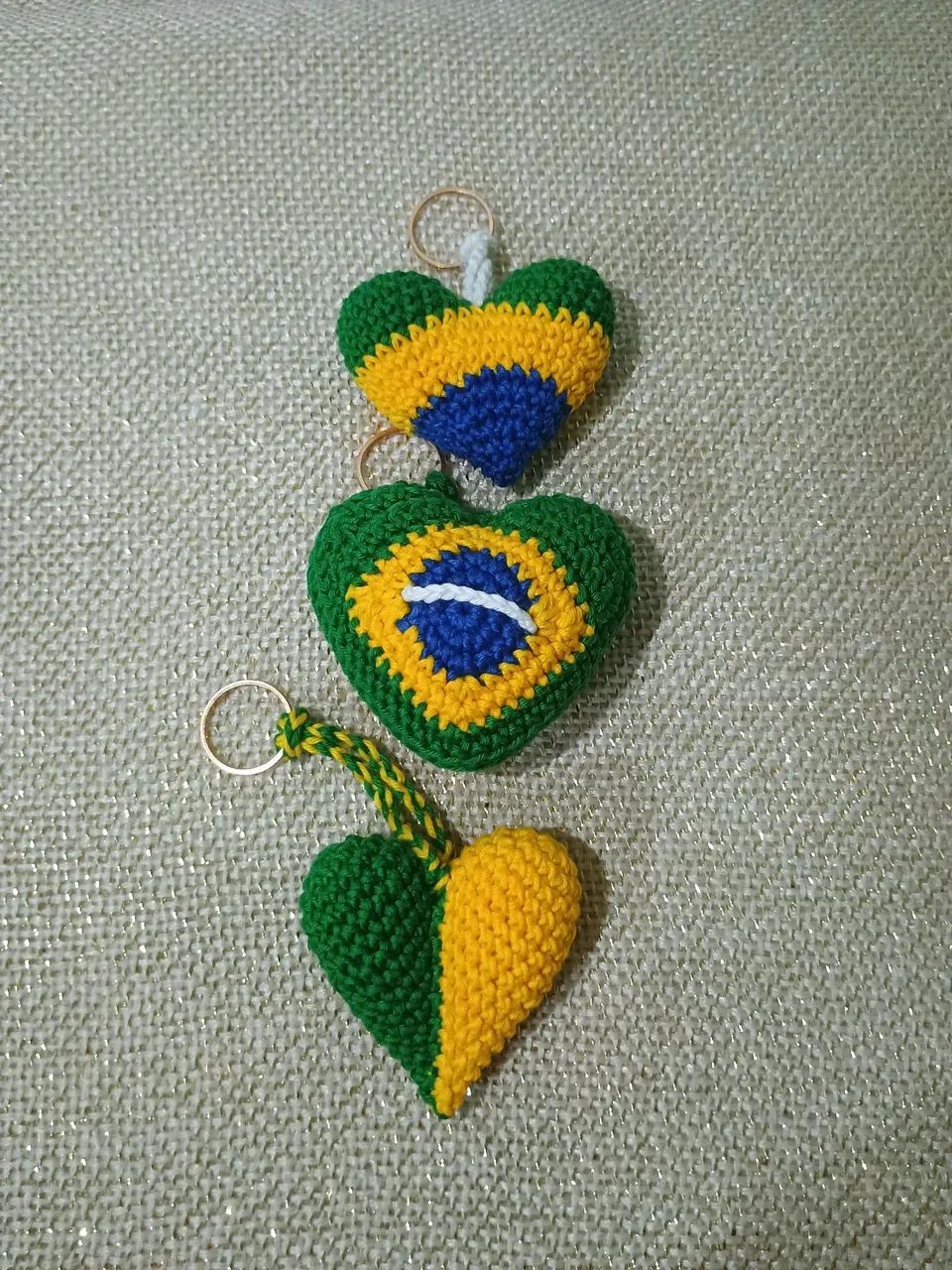 3 chaveiros em crochê Brasil  - Foto 2