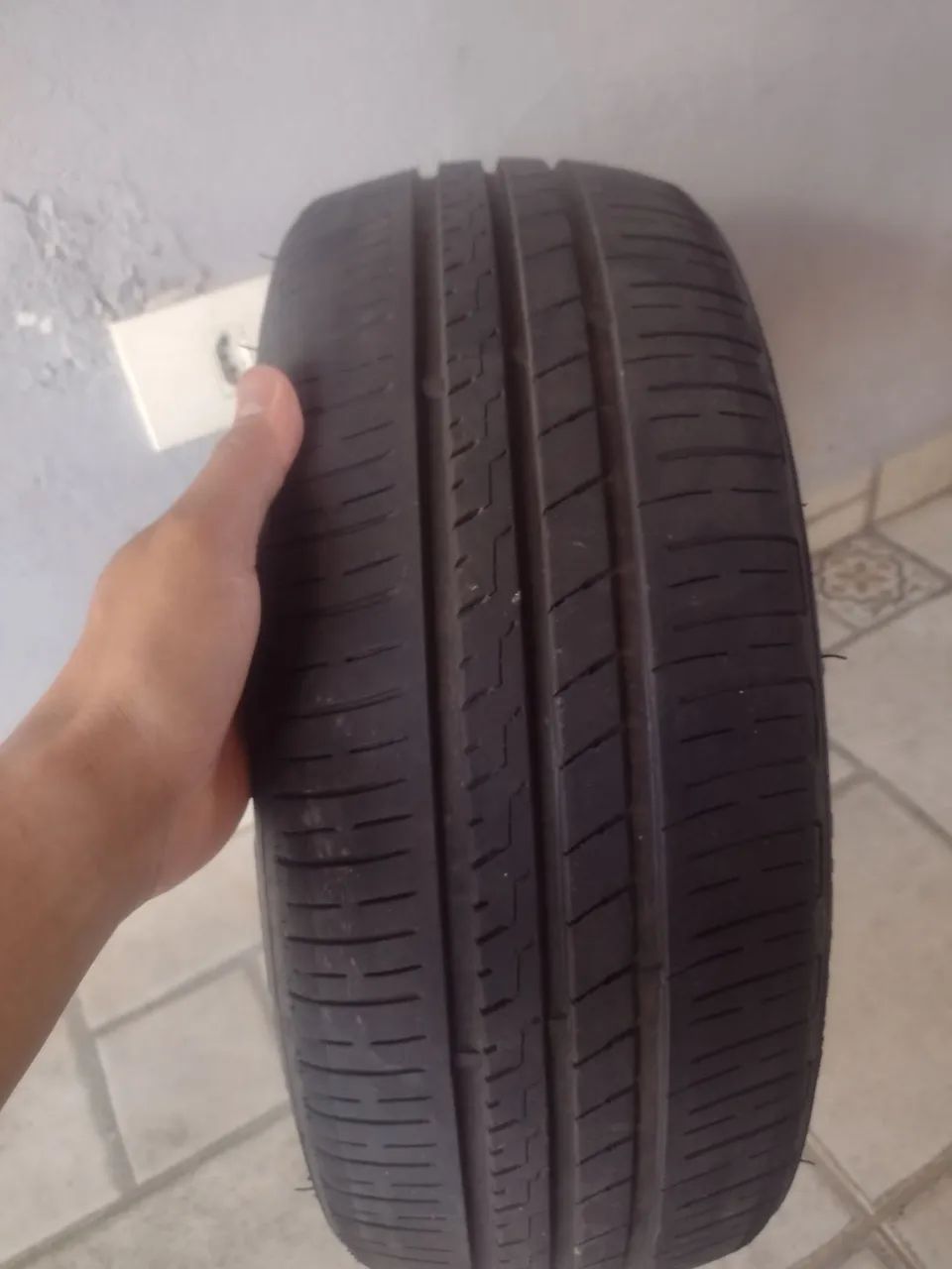 Pneu165/50/15 - Foto 5
