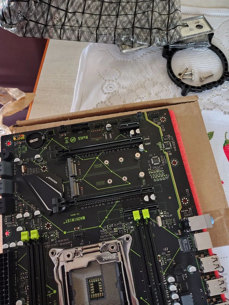 Placa mãe x99 e5 mr9a nova  - Foto 2