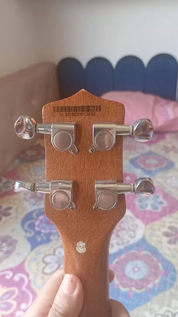 Vendo ukulele 