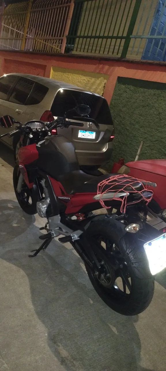 Honda cb 250f 