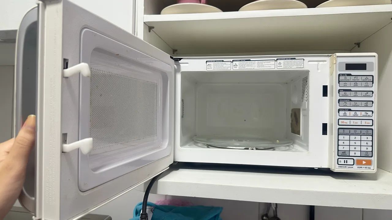 Microondas Midea 110v  - Foto 2