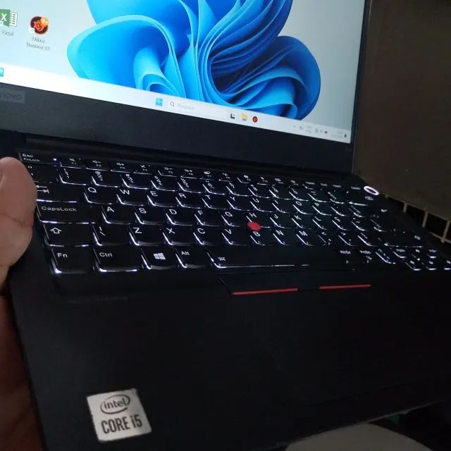 Notebook thinpad empresarial i5 decima com teclado iluminado