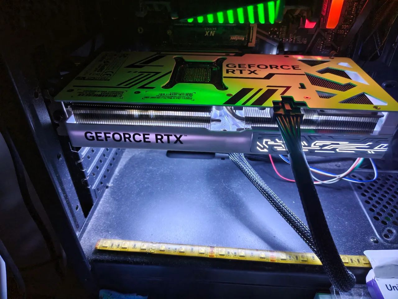 Vendo RTX 5070 - Foto 2