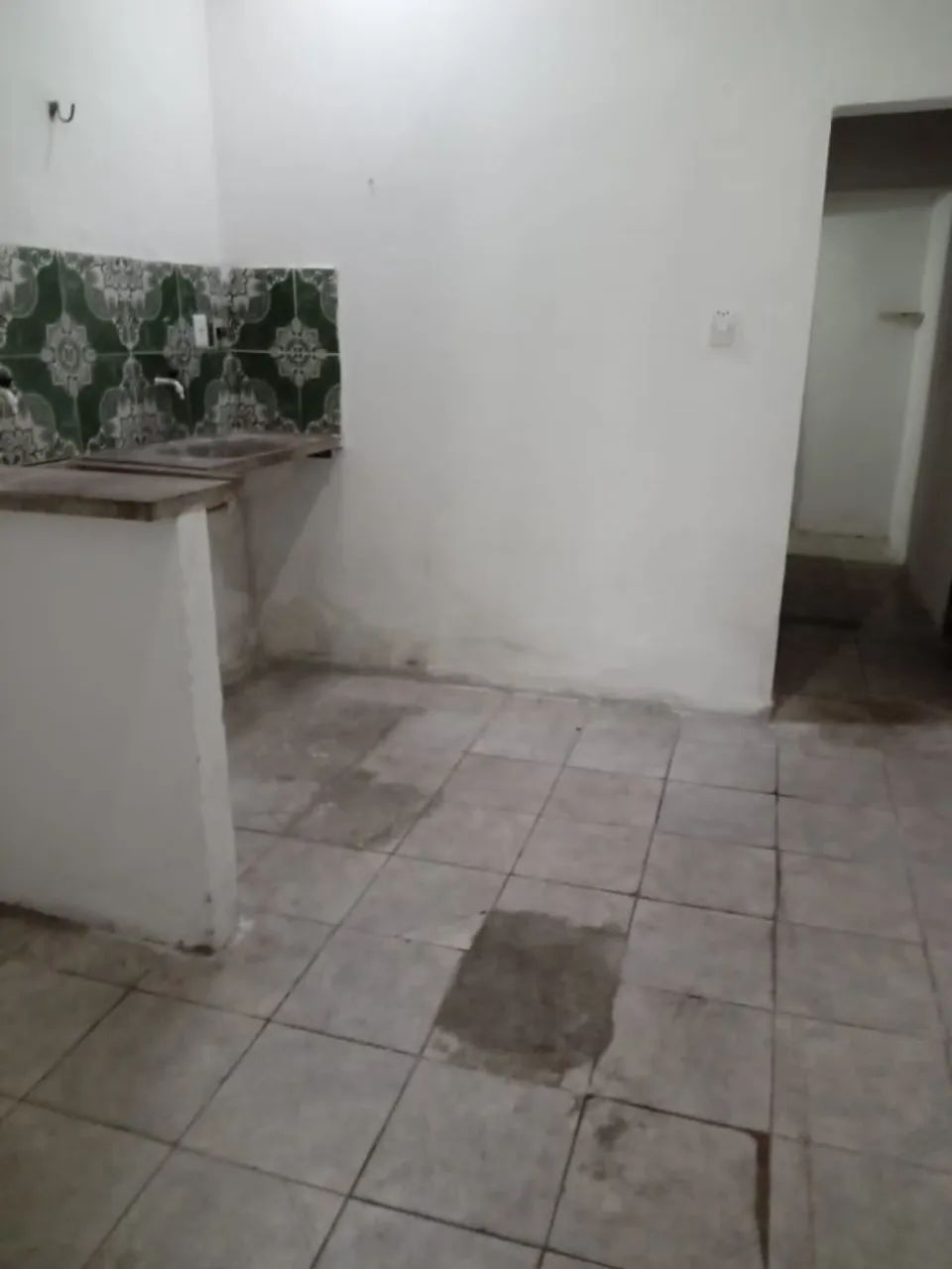 Aluga-se kitnet no Dirceu 1