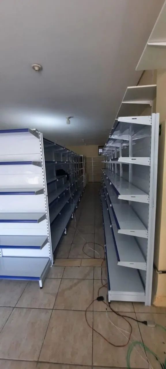 12 metros de prateleira gôndola central e lateral  - Foto 5