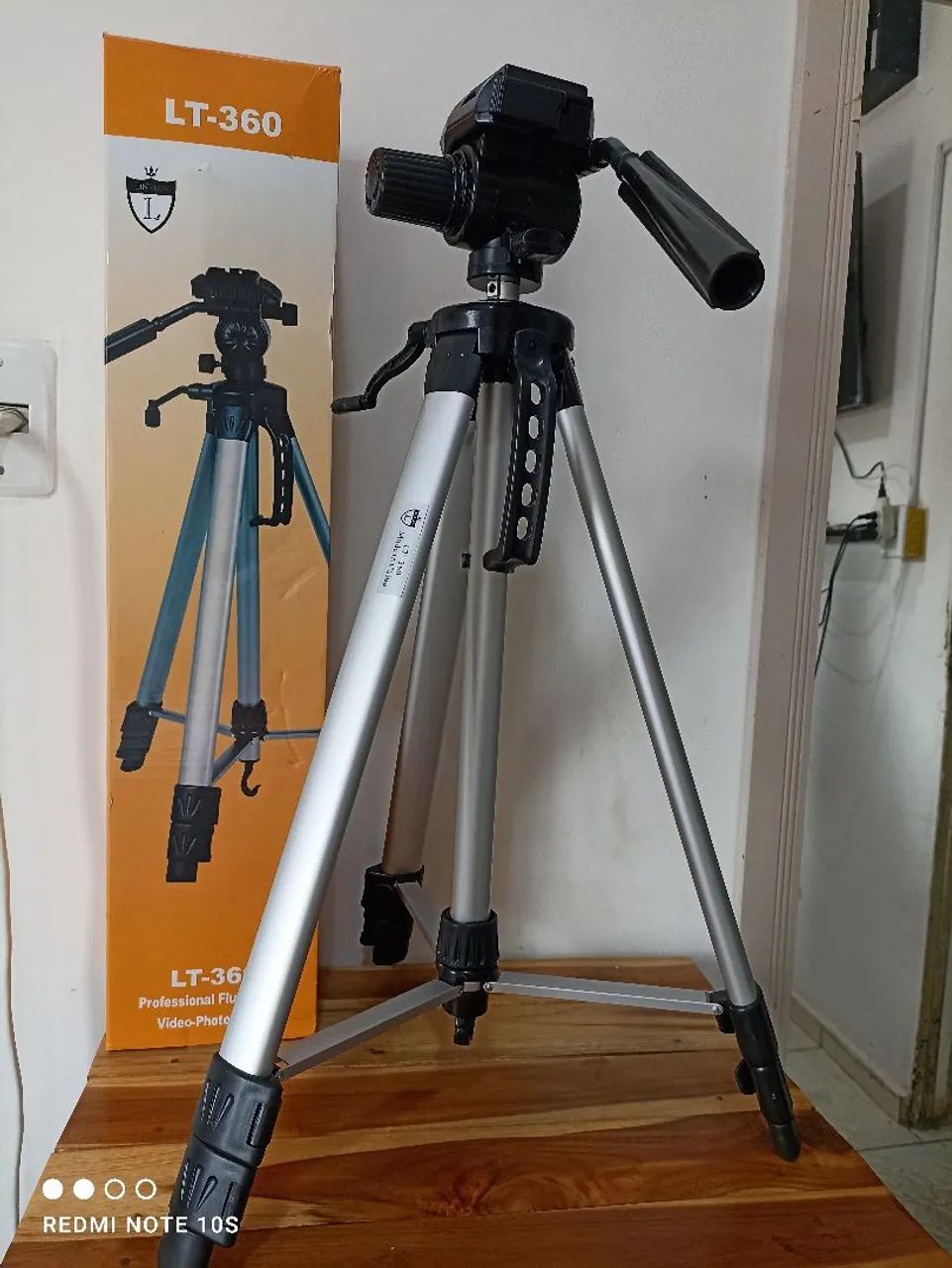Tripé profissional com 1.70cm para câmera, filmadora e celular / SUPER OFERTA 