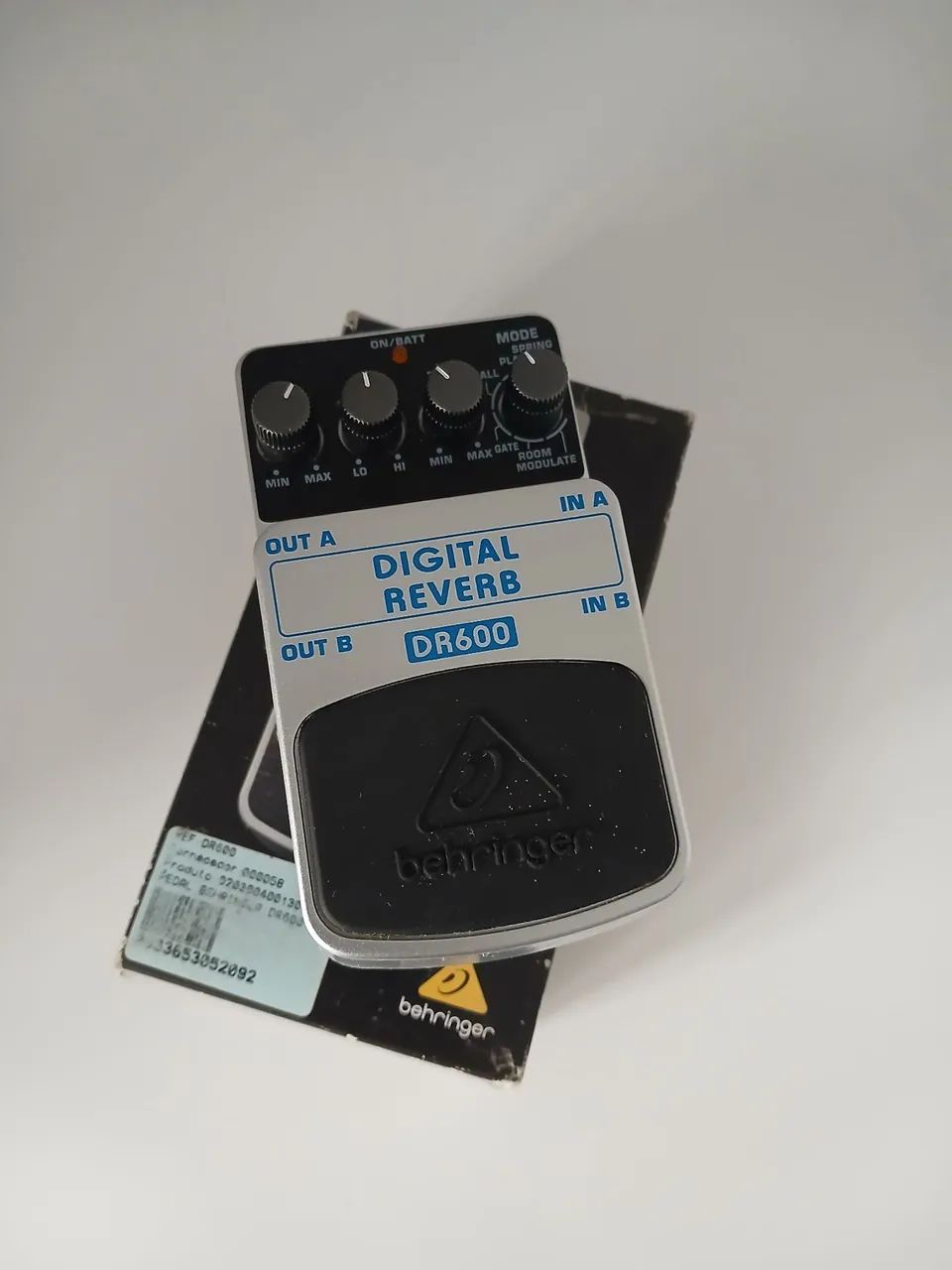 Pedal behringer reverb