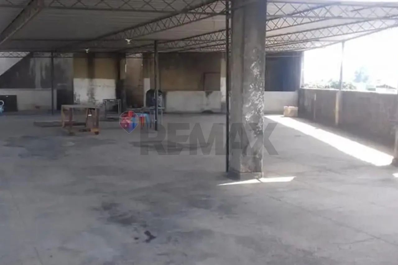 GALPAO 990M²