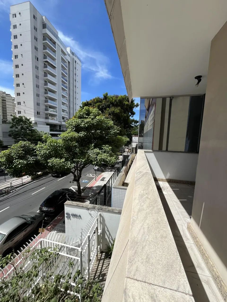Apt mobiliado com quarto reversível