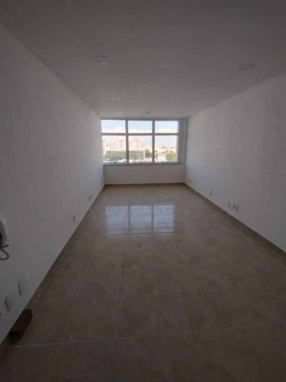 Sala Comercial 30 m² para Alugar no Méier - R$ 800,00 - Foto 5