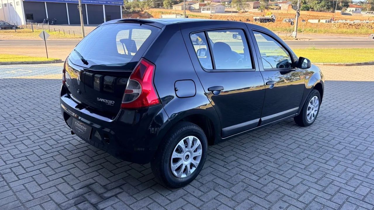 Renault Sandero Expression Hi-flex 1.0 16V 5P 2011 - Foto 5