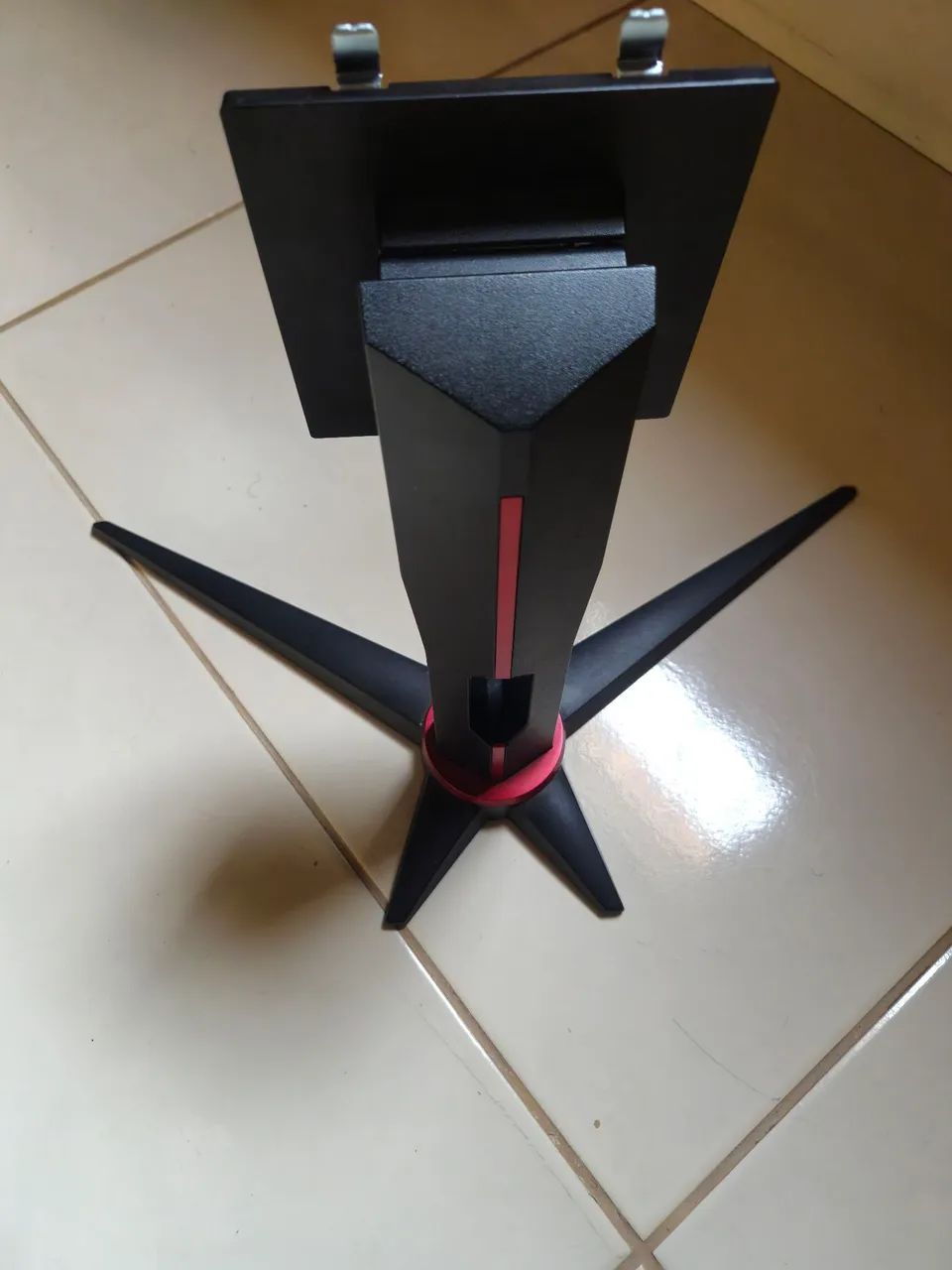 Monitor AOC 24 75Hz para retirar peça - Foto 3