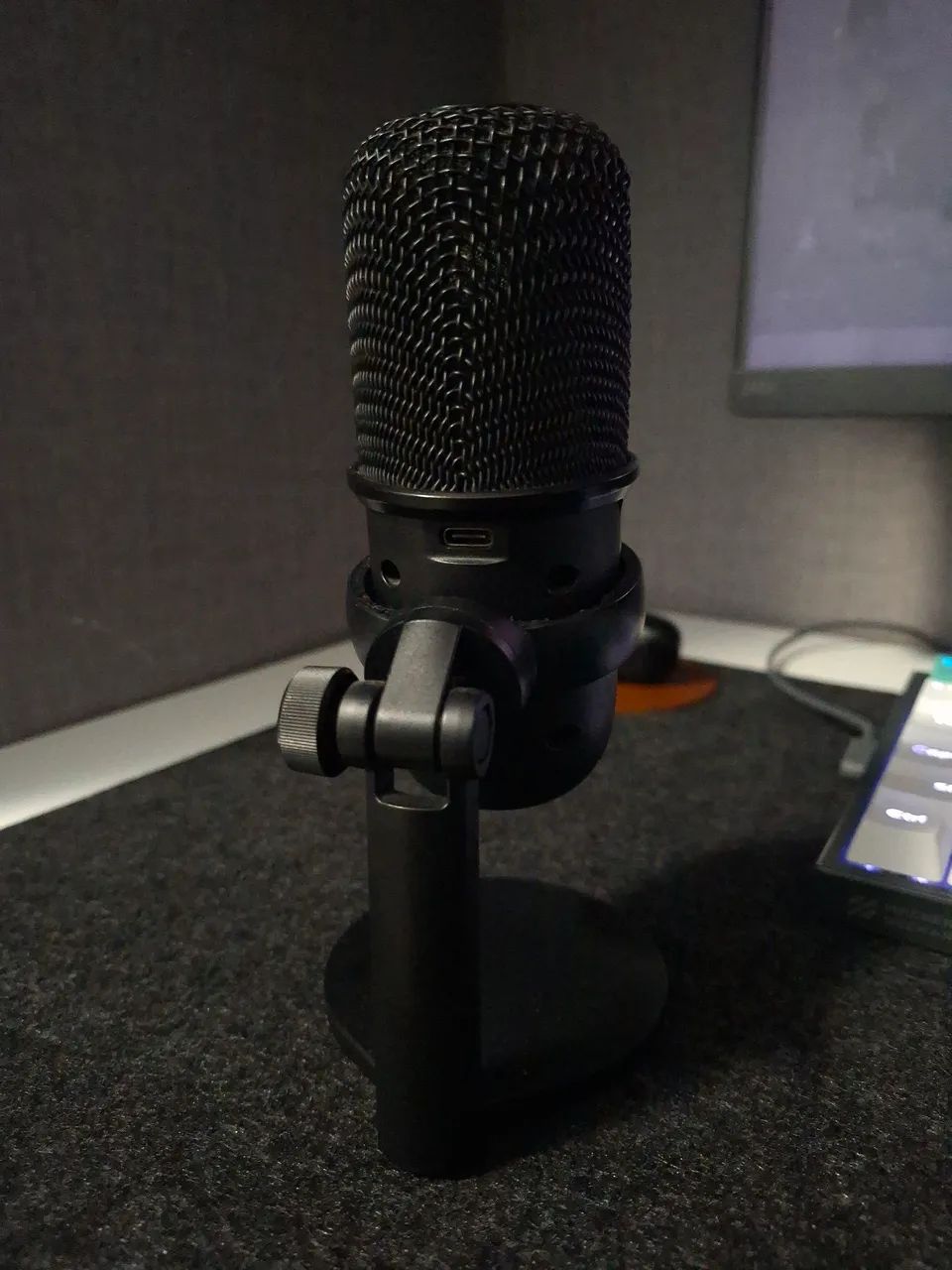 Microfone Hyperx Solocast  - Foto 2