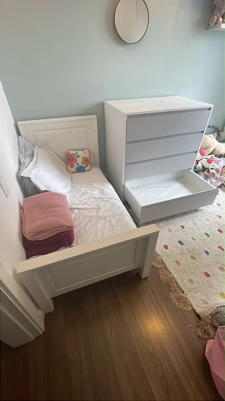 Berço/cama e cômoda de 4 gavetas - Foto 4