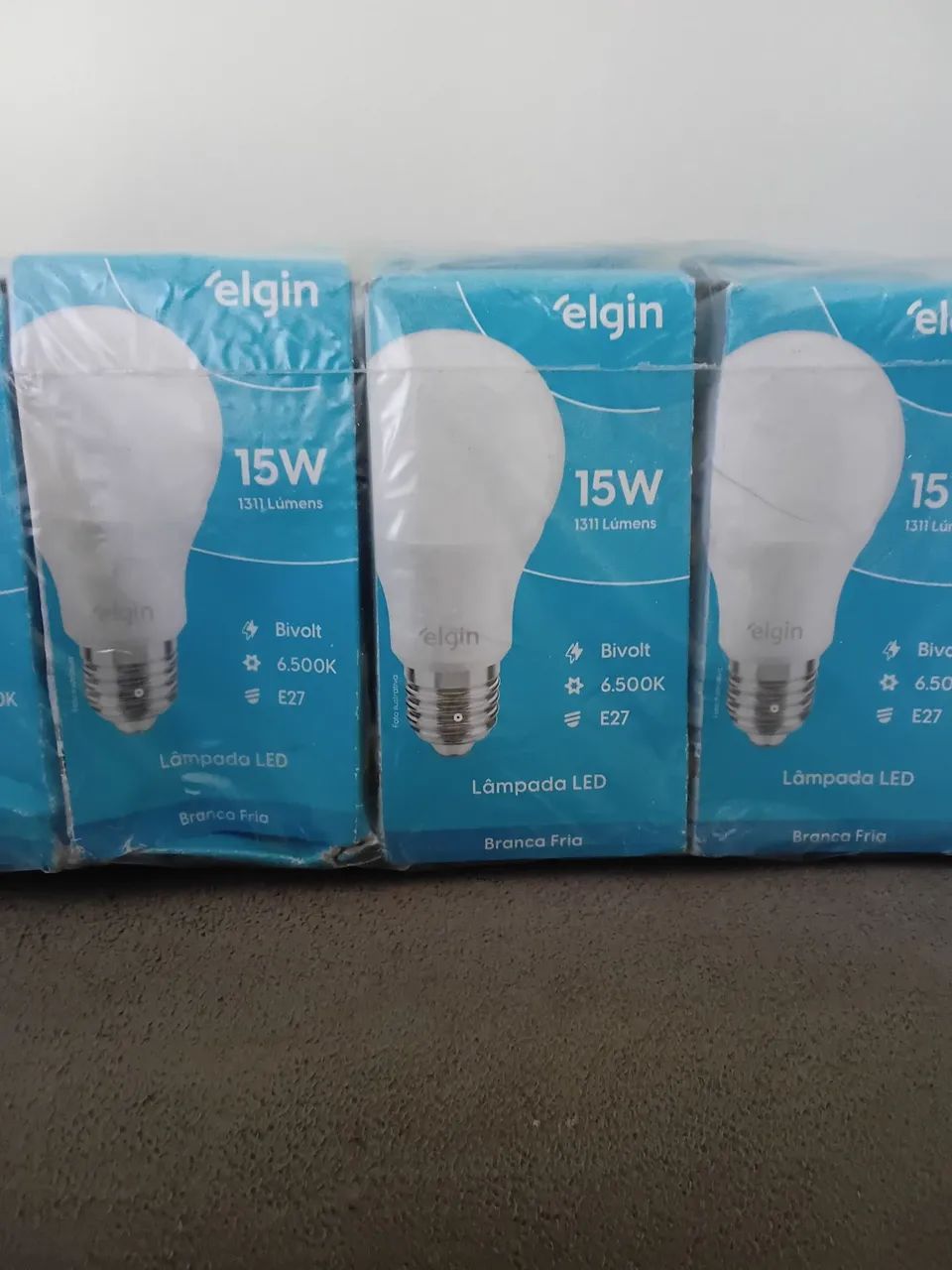 Vendo lâmpada Led 15W Elgin