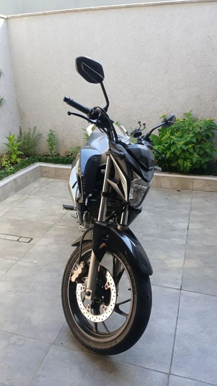 Moto sem débitos CB250F - Foto 2