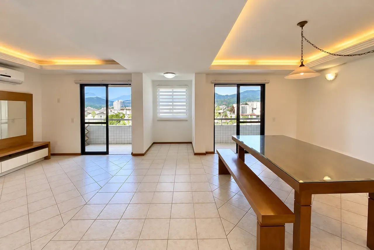 Imóvel para aluguel tem 157 metros quadrados com 5 quartos - Foto 2