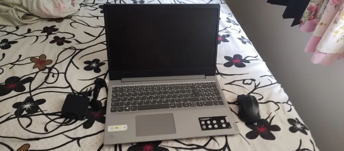 Notebook Lenovo Core i3 oitava geração - Foto 2