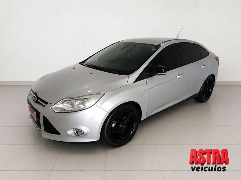 Ford Focus Focus Sedan 2.0 16V/2.0 16V Flex 4p Aut. 2014