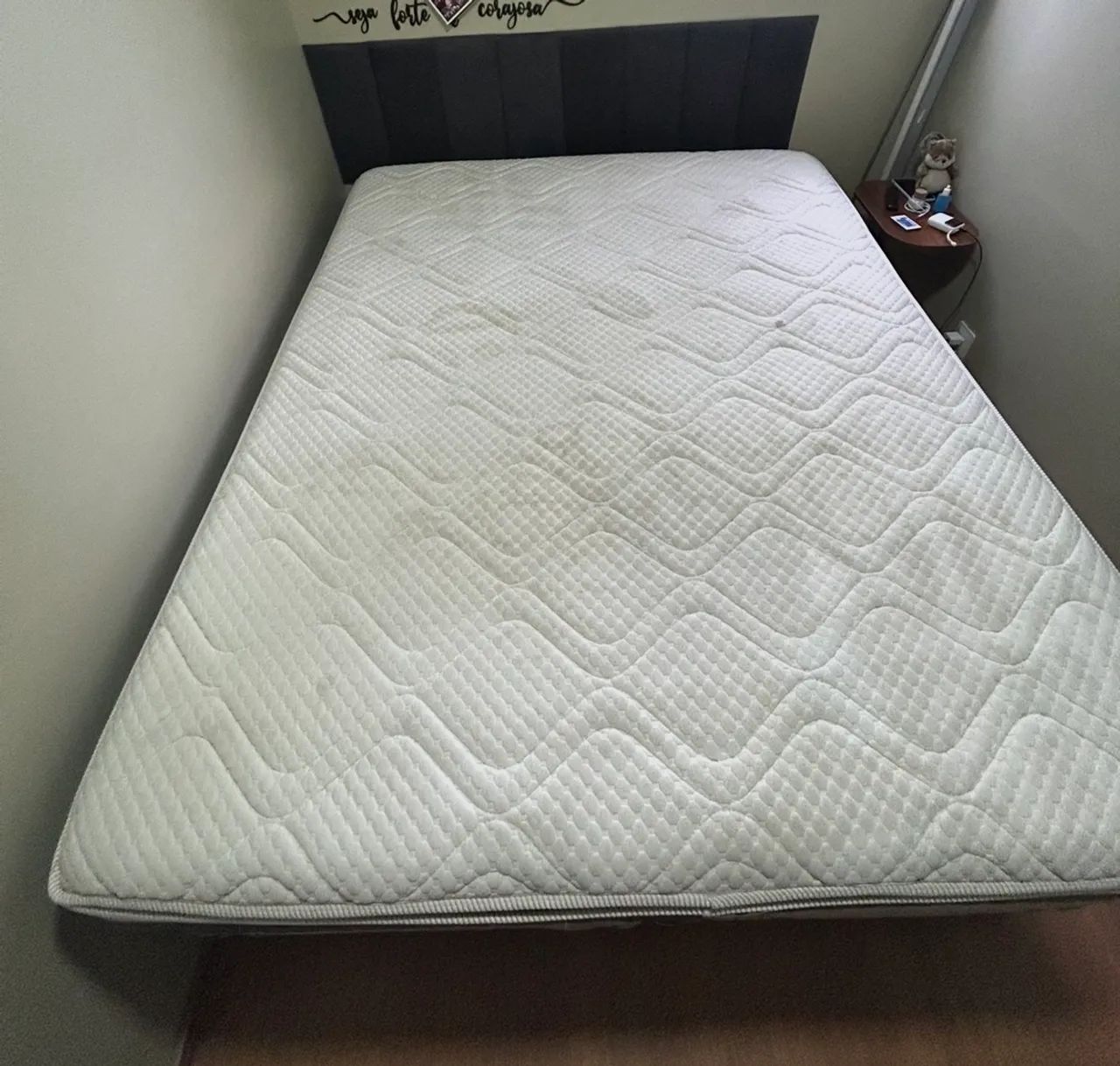 Cama Queen  Size 