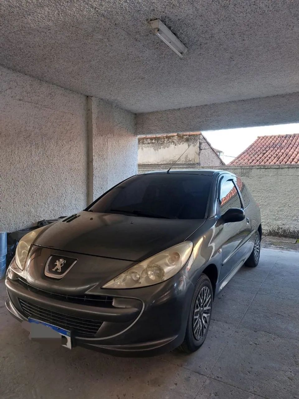 Peugeot 207 XR 1.4 FLEX 8V 3P 2010