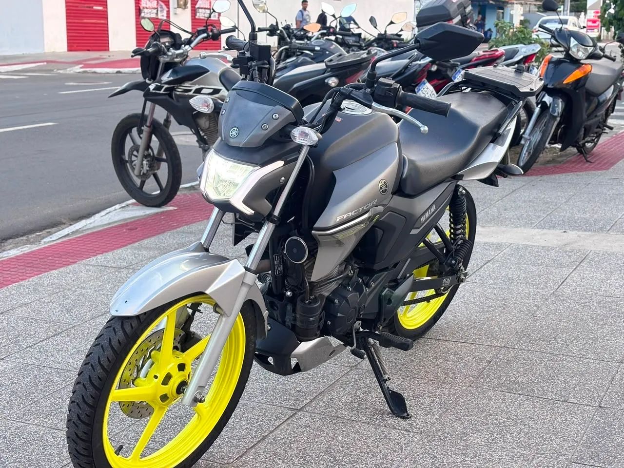 YBR 150 Factor DX 2025 - Foto 2