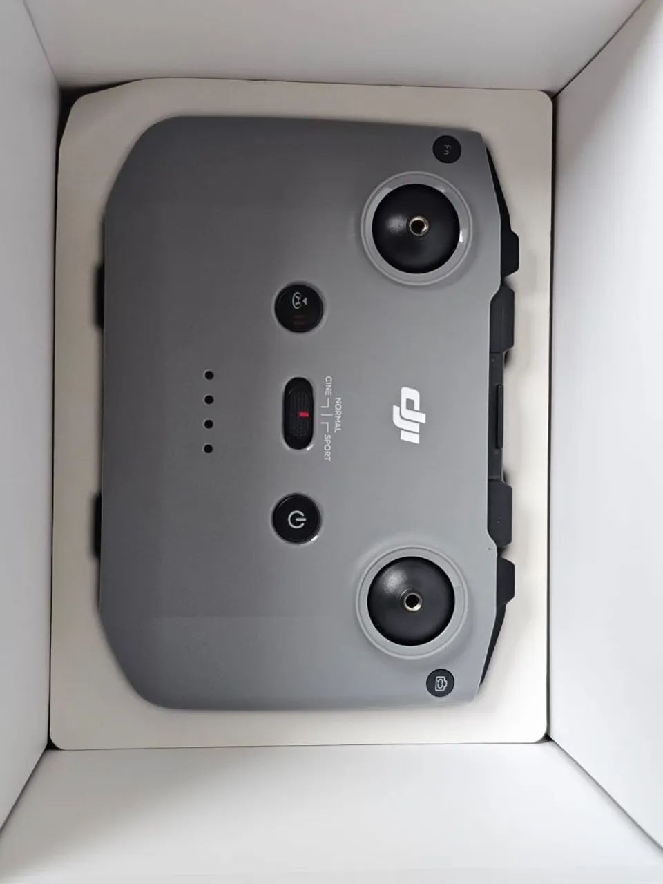 Vendo drone DJI Mini 4K com controle e bateria - Foto 3