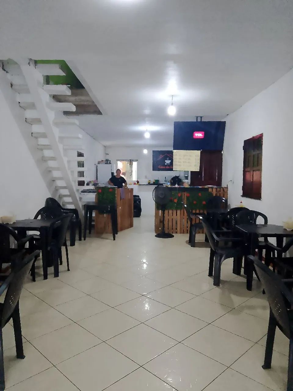 VENDO ESSE IMÓVEL COM RESTAURANTE FUNCIONANDO  - Foto 3