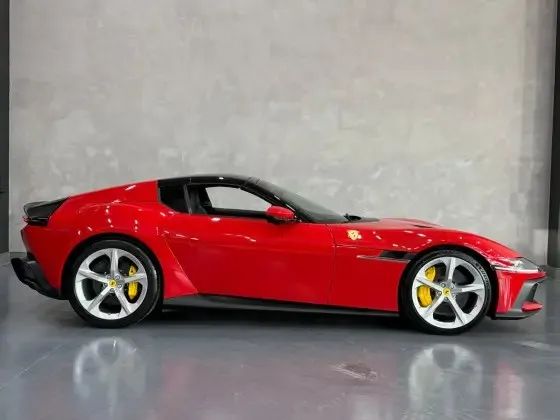 Ferrari 12Cilindri Spider 6.5 V12 830cv, foto 7 de 12
