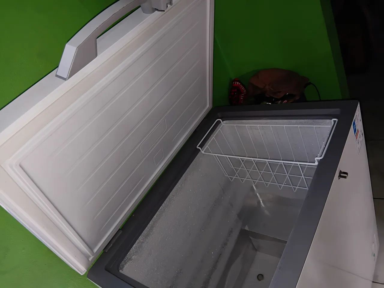 Freezer novo  sem queimar velas *
