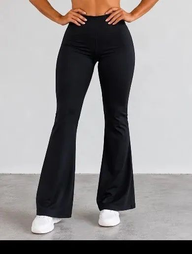Calça bailarina preta tamanho M _ peça nova